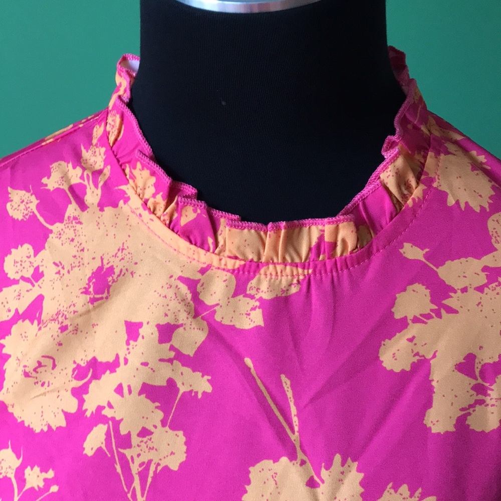 ❤️❤️NWOT Shein Floral Long Sleeved Top❤️❤️ - Picture 3 of 7